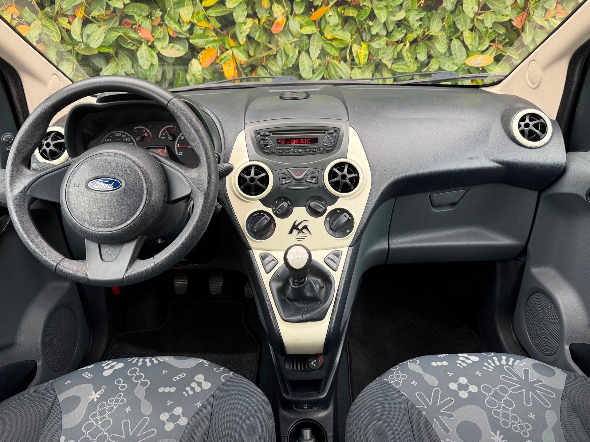 Ford Ka 1.2 Cool&Sound|NWE APK-DISTRIBUTIE & KOPPELING|AIRCO, Voorwielaandrijving, Stof, Gebruikt, 4 cilinders