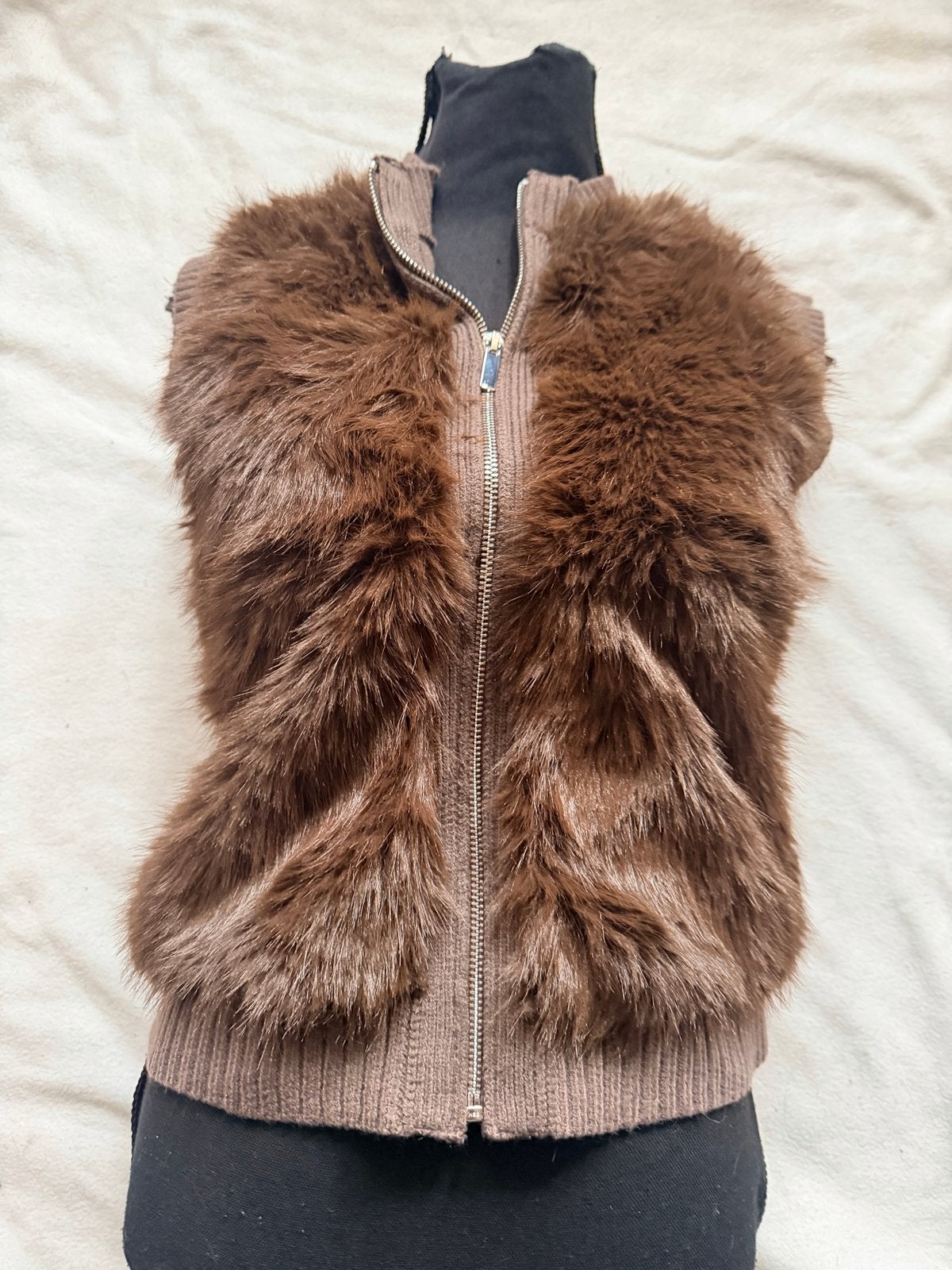 Gloednieuw! C&A bruine faux fur bodywarmer. Maat L., Ophalen of Verzenden, Nieuw, Maat 42/44 (L), Bruin