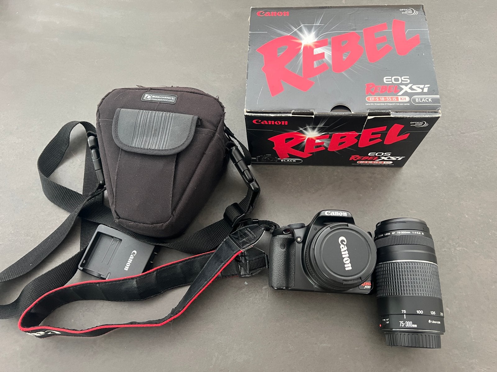 Canon EOS Rebel XSi Spiegelreflexcamera met 2 lenzen, Gebruikt, Spiegelreflex, Canon, Accu