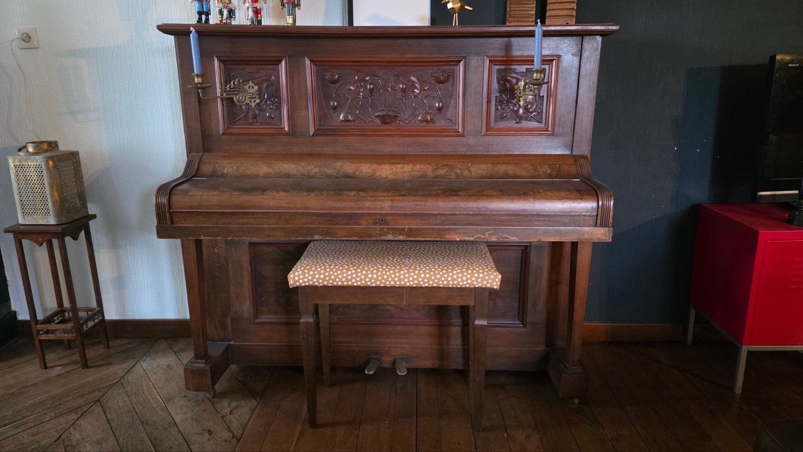 Nu ophalen piano - vooral ter decoratie, Muziek en Instrumenten, Piano's, Ophalen, Gebruikt, Bruin, Piano