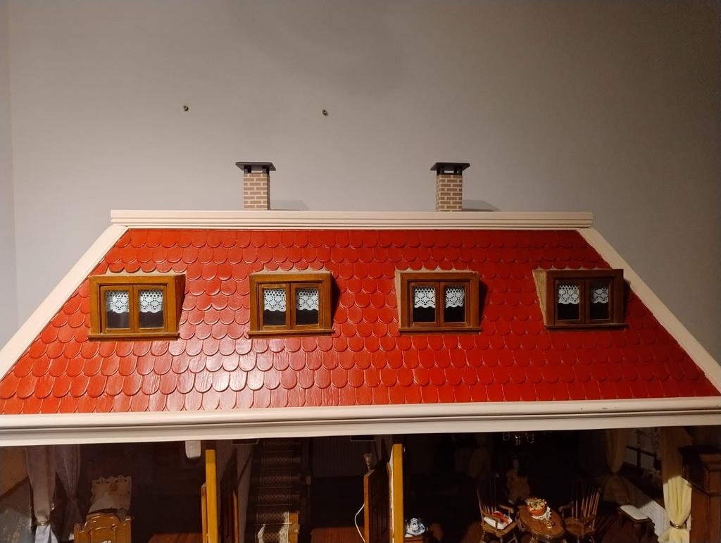 Poppenhuis 1:12, Ophalen