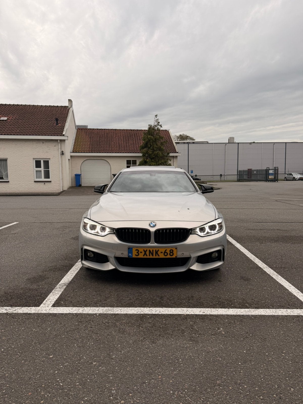 BMW 4-Serie 420IA 2.0 2014 Grijs, Achterwielaandrijving, Zwart, 4 stoelen, 75 €/maand