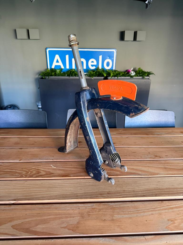 Voorvork met spatbord vespa ciao, Fietsen en Brommers, Ophalen of Verzenden, Gebruikt, Frame