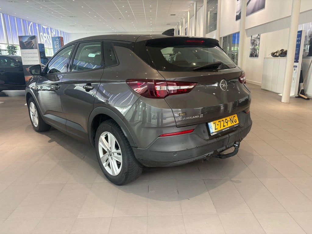 Opel Grandland X 1.2 Turbo Edition TREKHAAK | CAMERA | AUTOM, Auto's, Opel, 12 maanden, Stof, Gebruikt, 1199 cc