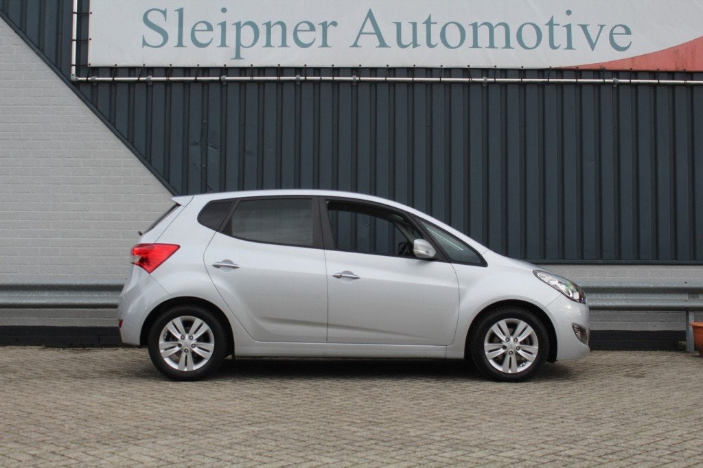 Hyundai IX20 comfort 1.6 -125 PK dealer onderhouden-1ste eig, Auto's, Voorwielaandrijving, Gebruikt, 4 stoelen, Origineel Nederlands