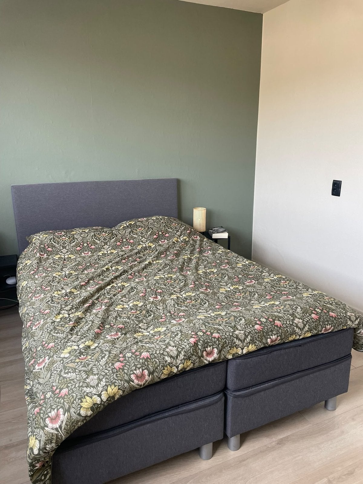 Boxspring Alta - donkergrijs - 140x200cm, Huis en Inrichting, Ophalen, Gebruikt, Tweepersoons, 140 cm