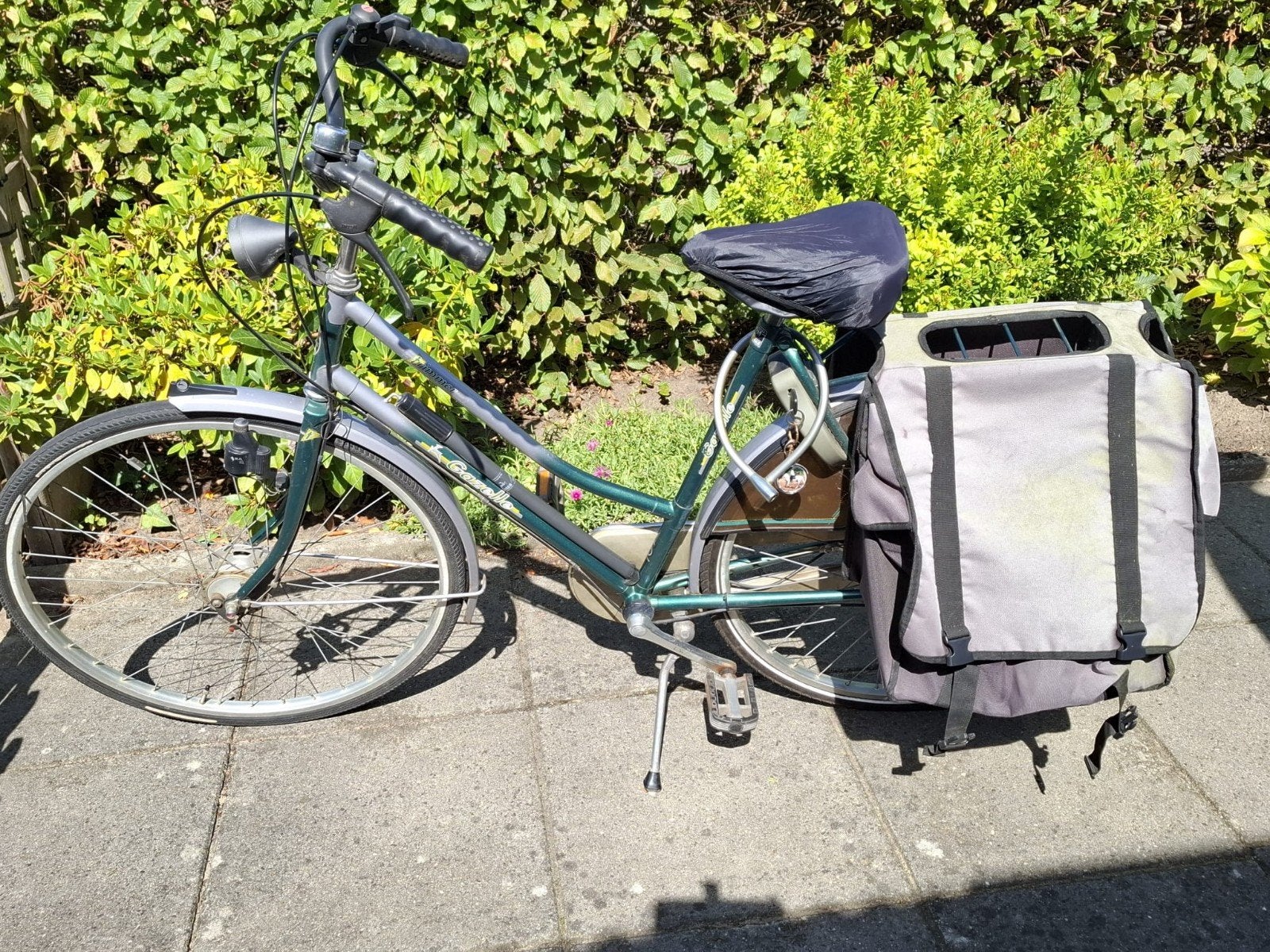 Gazelle Damesfiets met fietstassen - opknapper, Fietsen en Brommers, Fietsen | Dames | Damesfietsen, Ophalen, Gazelle, 53 tot 56 cm