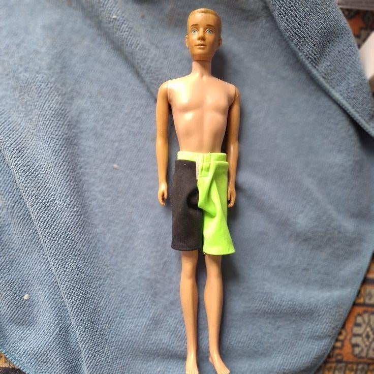 mattel pop Ken, vriendje van Barbie, Ophalen of Verzenden, Zo goed als nieuw, Pop
