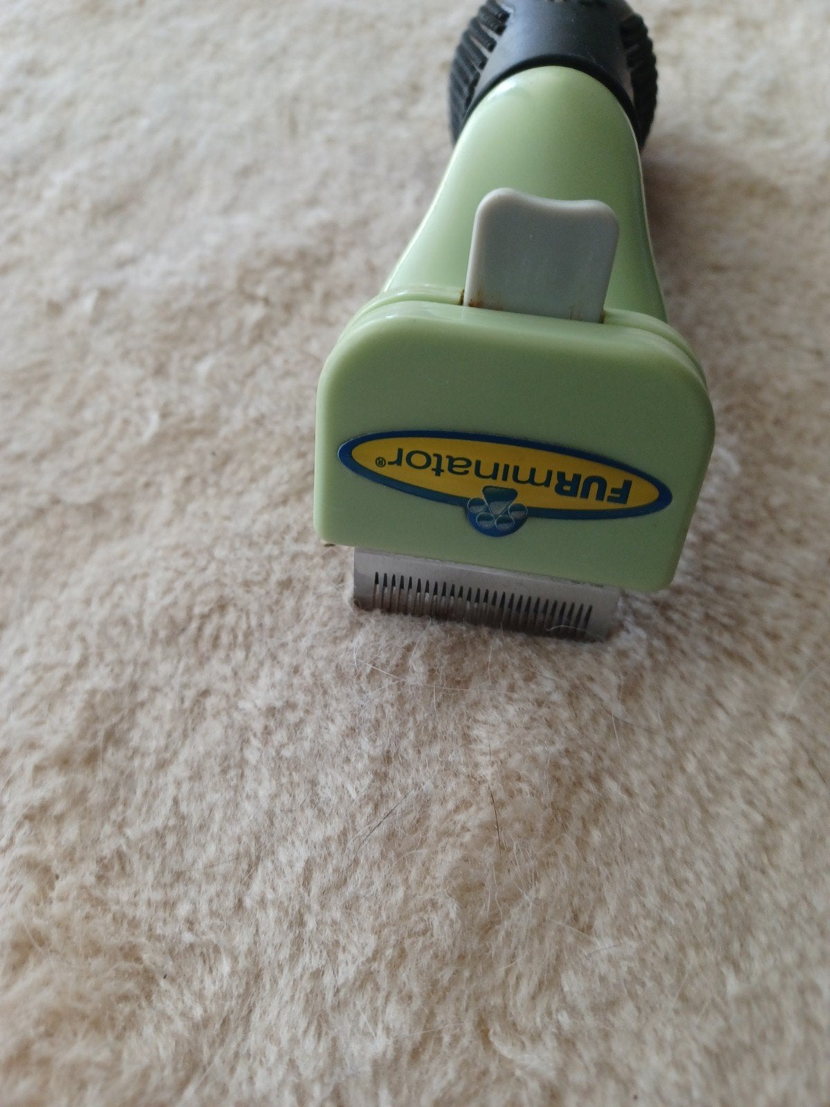 furminator. voor lang haar. 7.50, Ophalen of Verzenden, Zo goed als nieuw