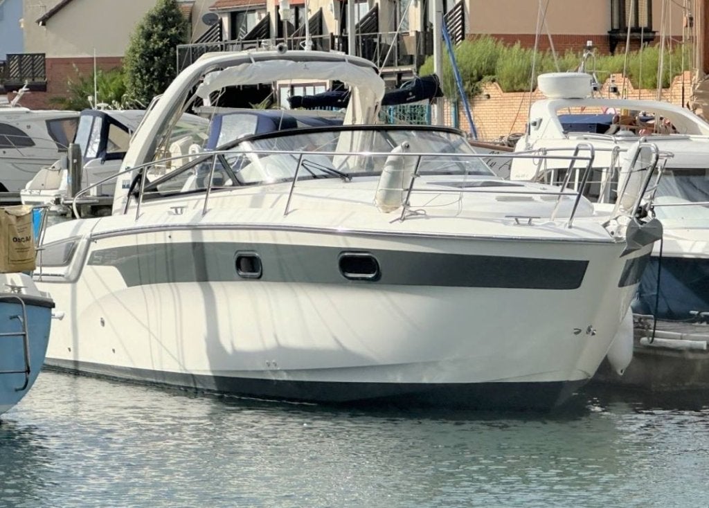 Bavaria S29, 9 m, Gebruikt, Binnenboordmotor, 68 cm
