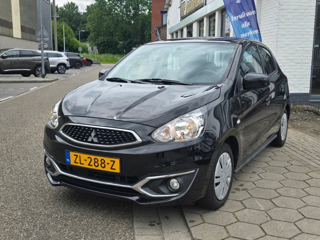 Mitsubishi Space Star 1.0 Cool+*dealer onderhoud*airco*nap*a, Auto's, Mitsubishi, Voorwielaandrijving, Gebruikt, Euro 6, Zwart