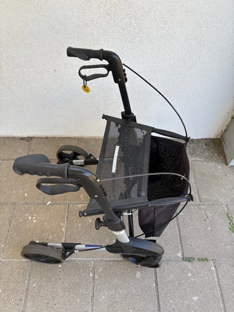 Nr 48... Rollator Topro troja classic S met mandje, Diversen, Rollators, Ophalen, Gebruikt, ., Opvouwbaar