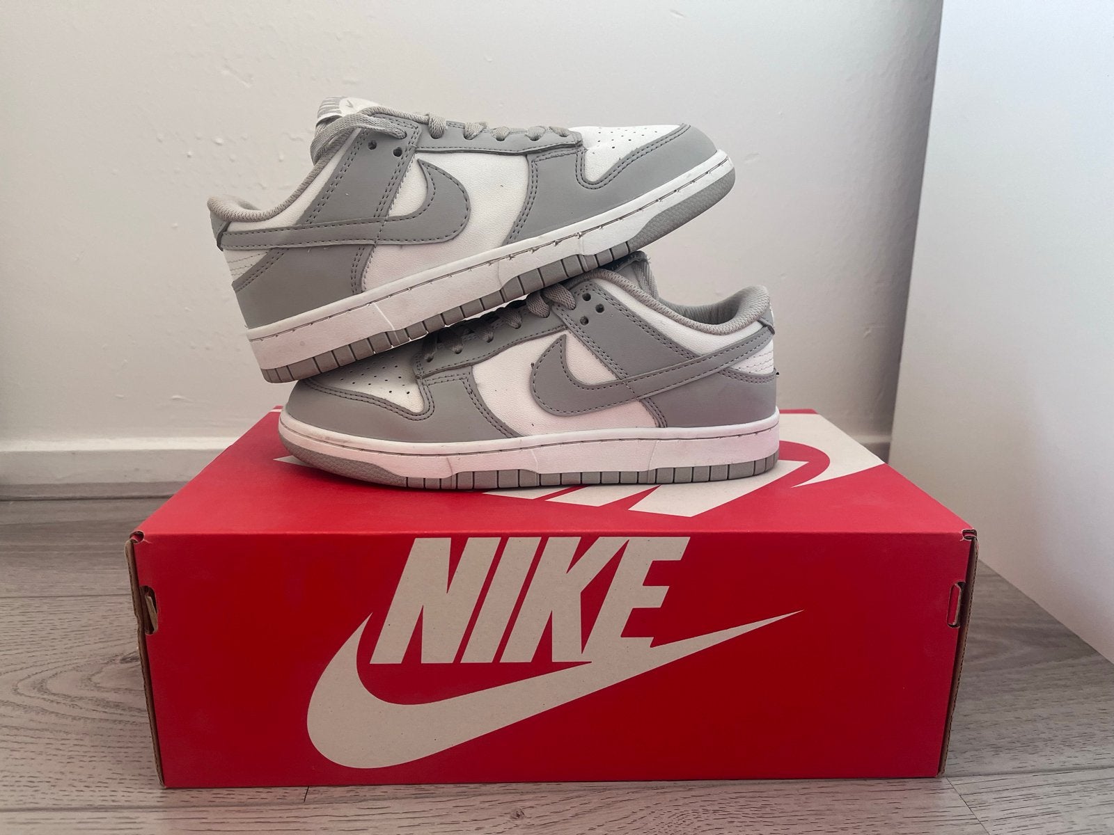 Nike Dunk Low Wolf Grey/White – Maat 36, Ophalen, Jongen of Meisje, Schoenen, Zo goed als nieuw