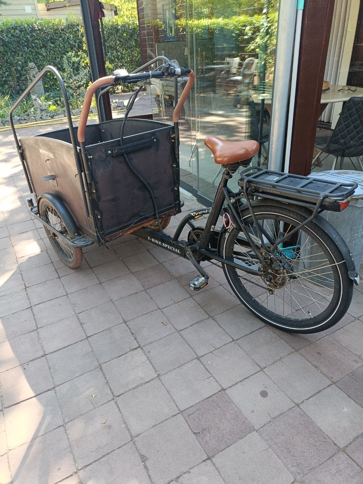 electrische bakfiets met wat werk, Ophalen, Gebruikt, 4 kinderen of meer