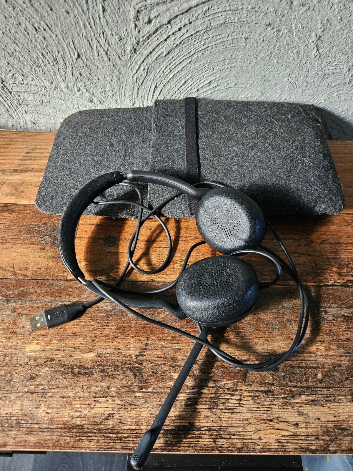 Jabra Evolve 20 SE USB Headset - Zo goed als nieuw, Audio, Tv en Foto, Koptelefoons, On-ear, Ophalen of Verzenden, Zo goed als nieuw
