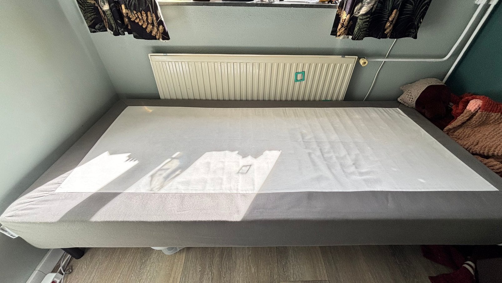 IKEA Espevär boxspring (zonder matras) MOET SNEL WEG, Ophalen, Gebruikt, 90 cm, Eenpersoons