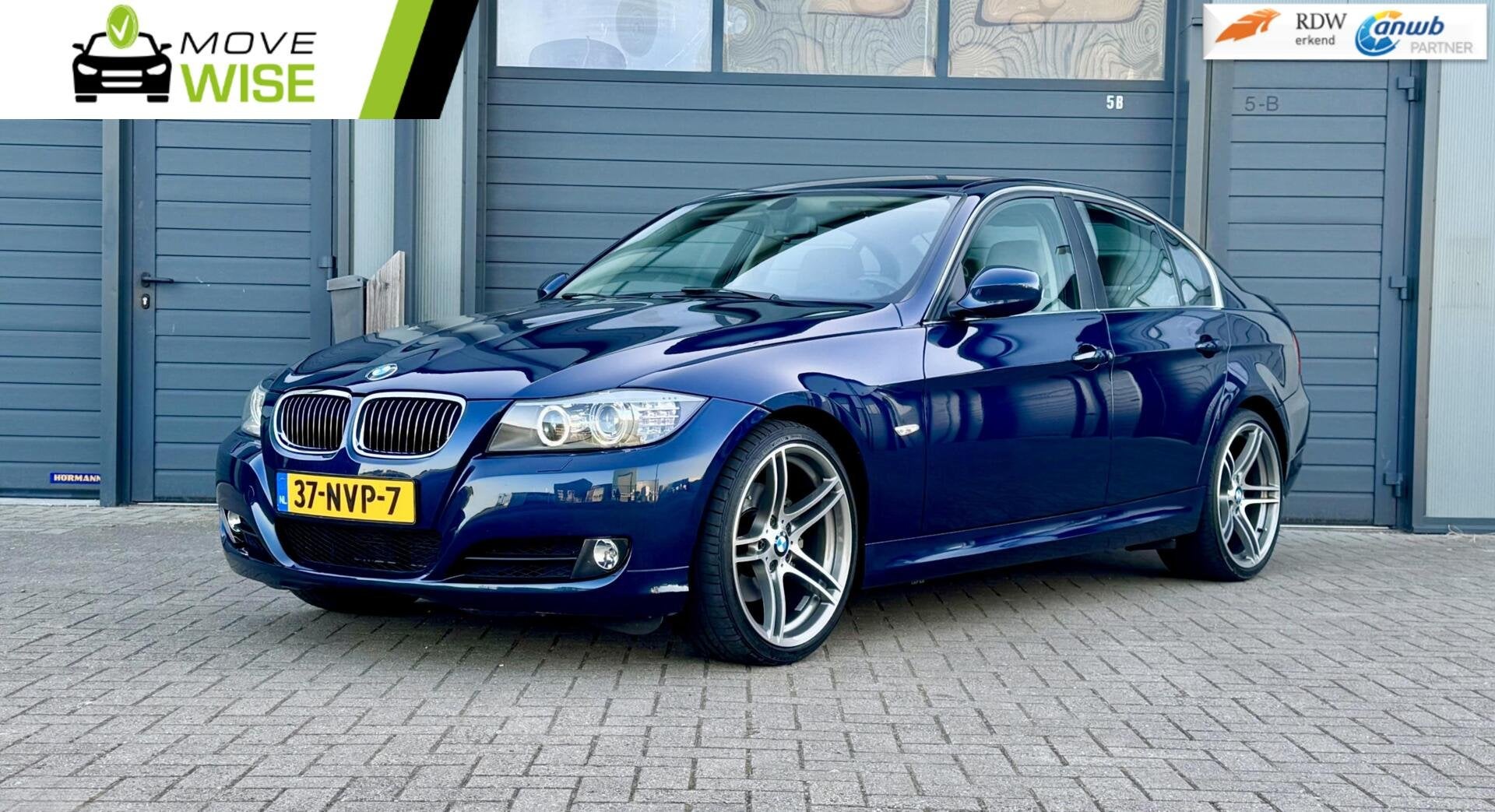 BMW 3-serie 325i 218 pk | 6 CILINDER | LAGE KM NAP ! | AUTOM, Auto's, Automaat, Gebruikt, 2996 cc, Grijs