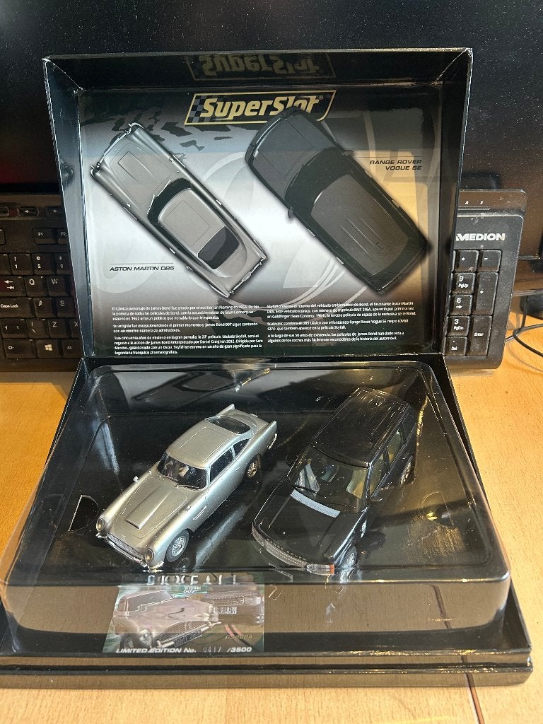 Slotcar set : Superslot H3268A James Bond Skyfall, Ophalen of Verzenden, Nieuw, Elektrisch, Overige merken