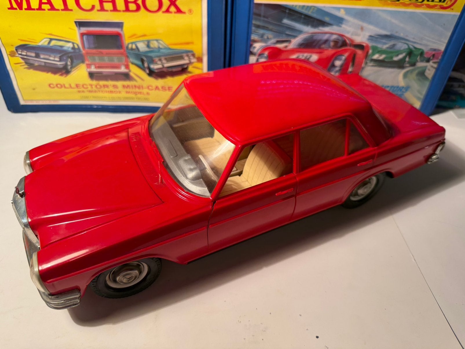 Gama Mercedes Benz 250 Sedan, Ophalen of Verzenden, Gebruikt, Auto
