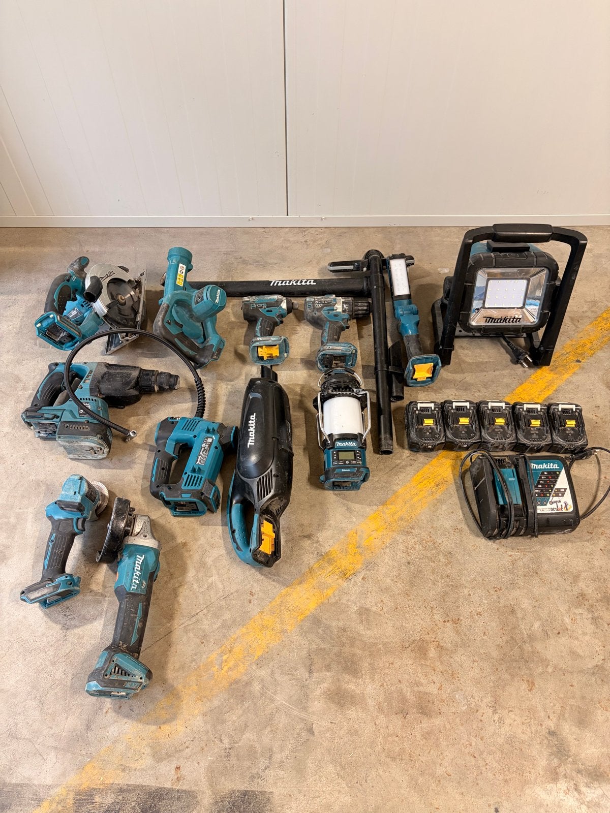 Makita Gereedschapset en Lamp, Ophalen, Gebruikt