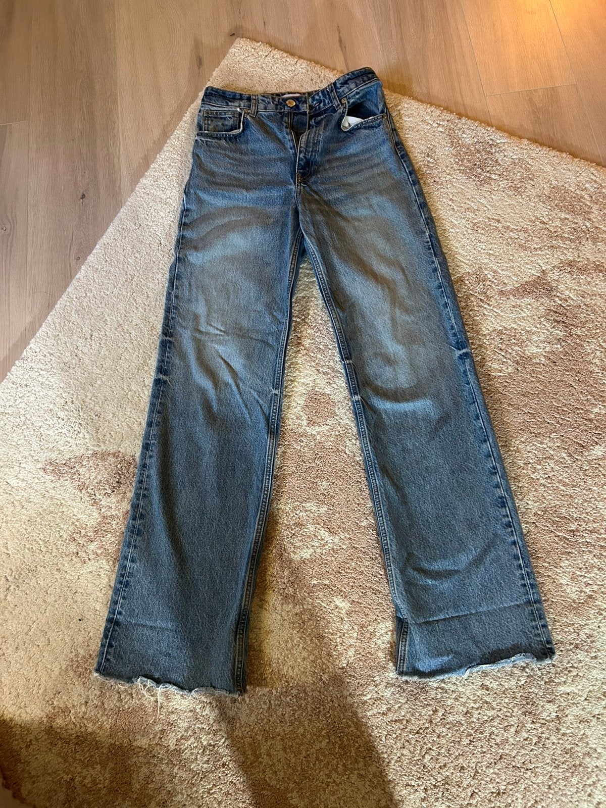 Straight Jeans Zara, Ophalen of Verzenden, Zo goed als nieuw, Blauw, W30 - W32 (confectie 38/40)