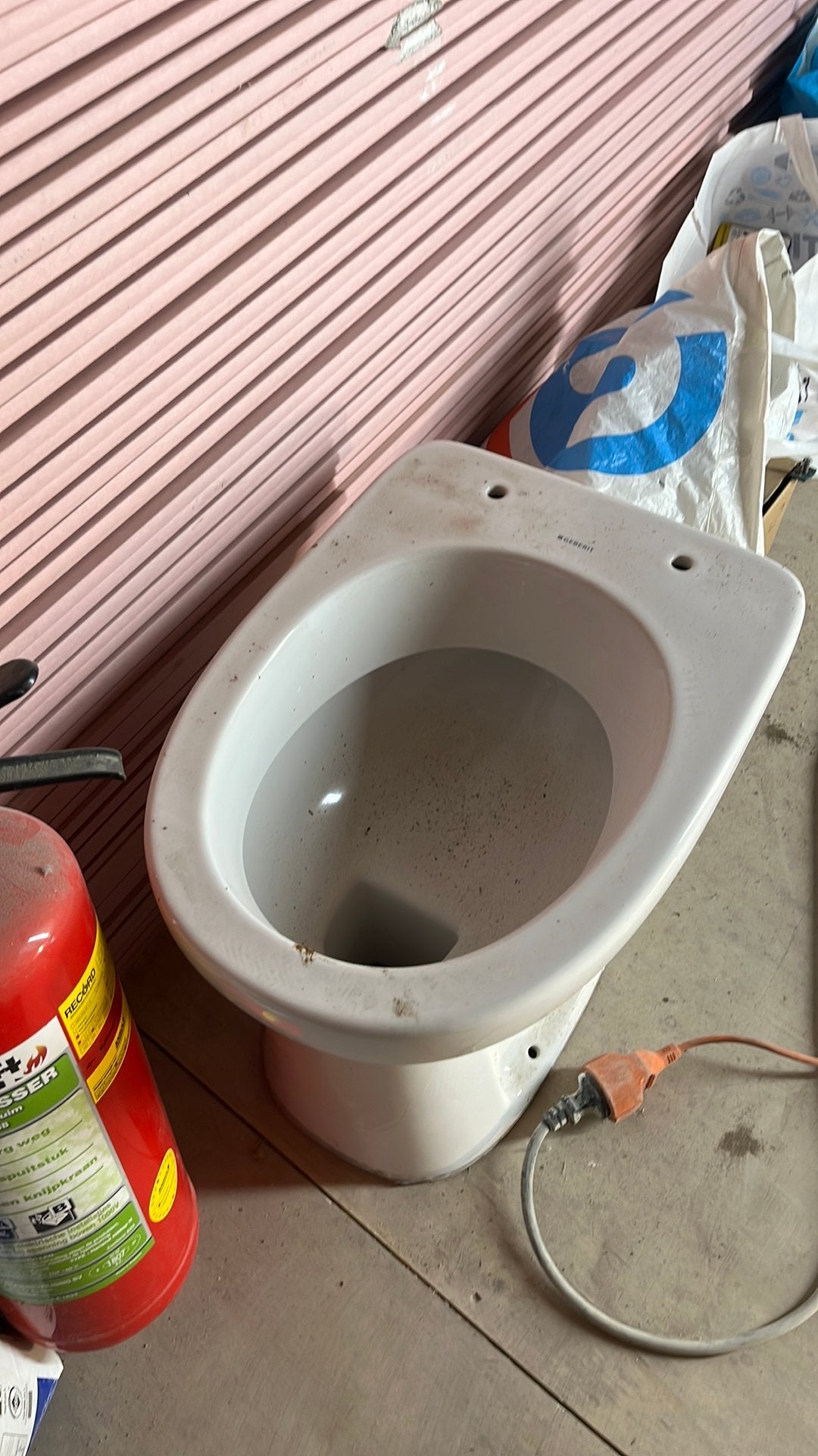 Nieuw wc pot geberit, Hobby en Vrije tijd, Pottenbakken, Ophalen of Verzenden, Zo goed als nieuw