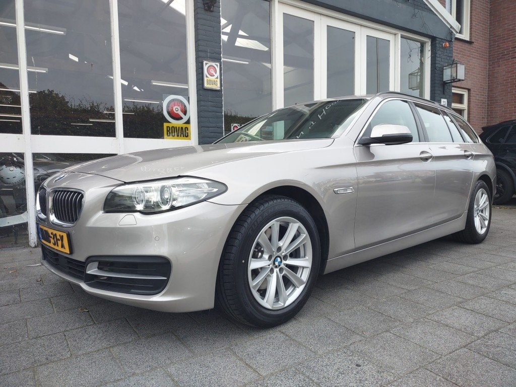 Bmw 5-SERIE 520 I EXE AUTOMAAT, Auto's, BMW, Automaat, Gebruikt, Euro 6, 4 cilinders