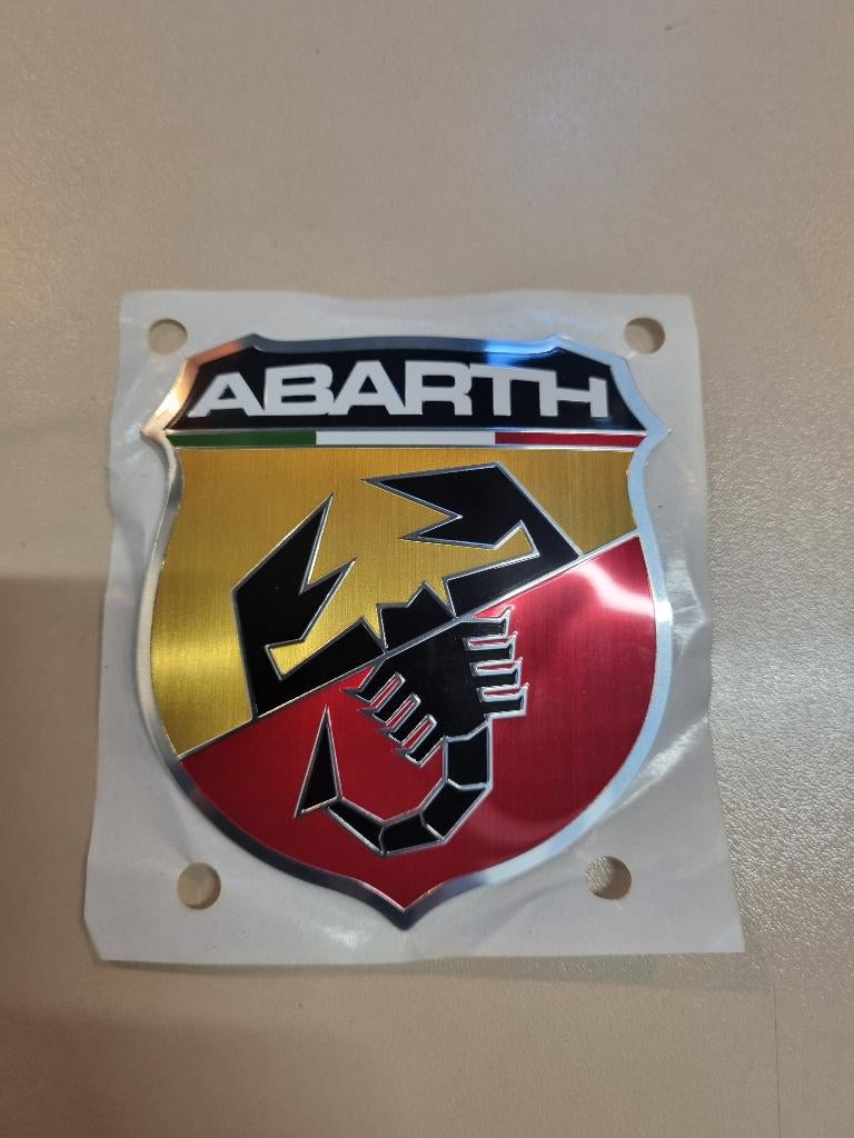 Orgineel Abarth logo voorkant 8 bij 9, Ophalen, Nieuw, Bumper