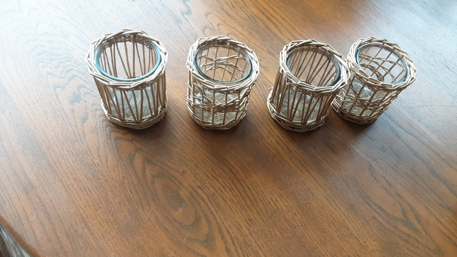 Set van 4 ronde glazen potjes met rieten buitenkant, Overige materialen, Gebruikt, Bruin, Ophalen of Verzenden
