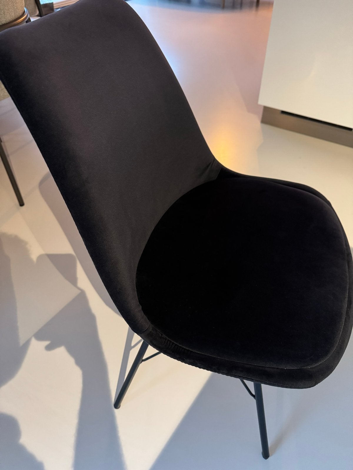 2 x Kick Kuipstoel Velvet - Zo goed als nieuw, Ophalen, Twee, Zwart, Zo goed als nieuw