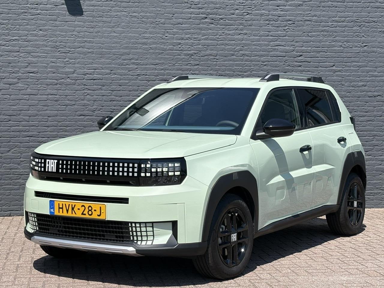 Fiat Grande Panda 1.2 Hybrid ICON | Automaat | 1e Eigenaar |, Automaat, Bedrijf, Hybride Elektrisch/Benzine, 3 cilinders