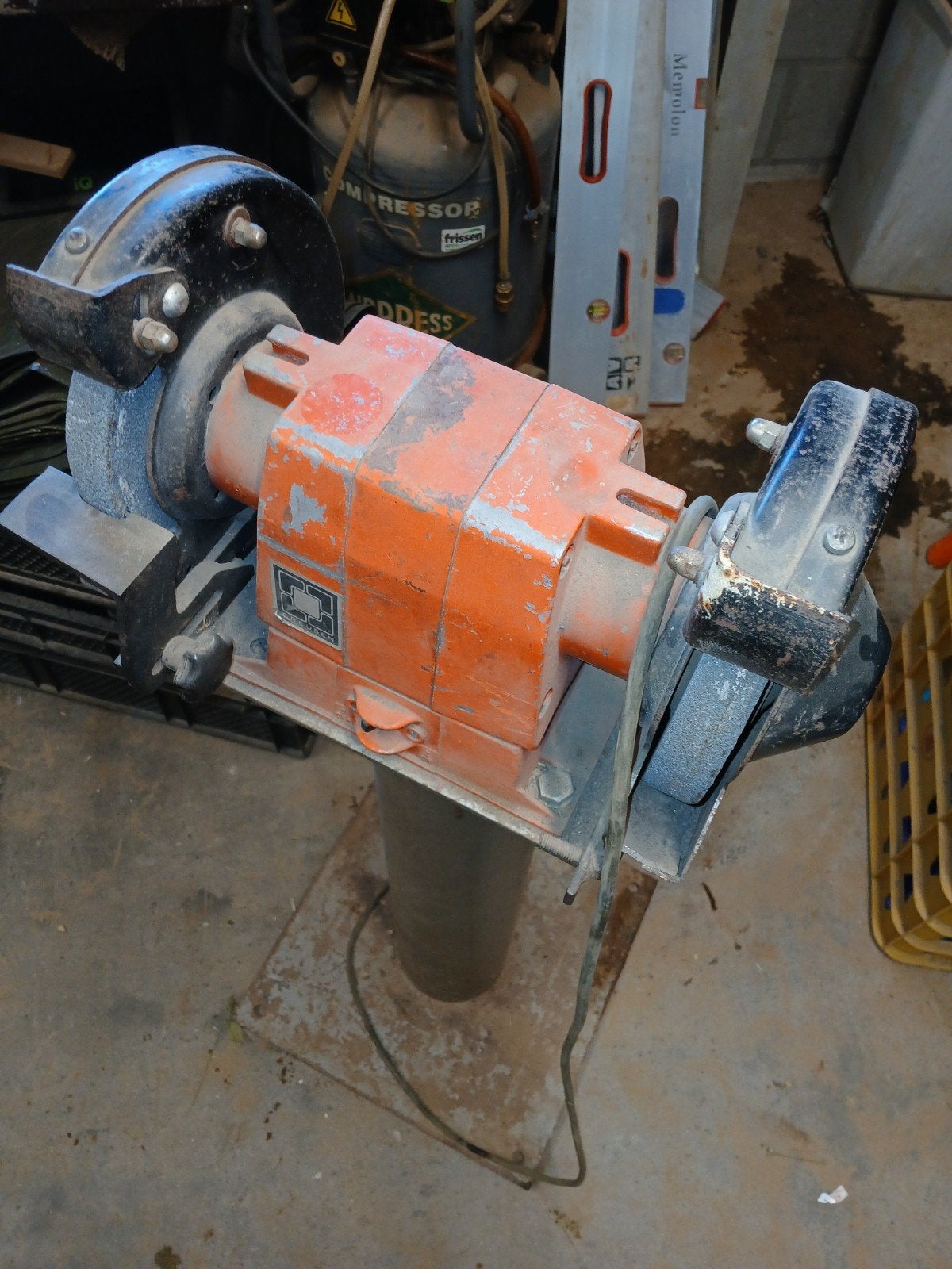 Creusen Werkslijpmachine DS. 2175 T - 500 watt, Ophalen, Gebruikt, Minder dan 700 watt, Werkbankslijpmachine