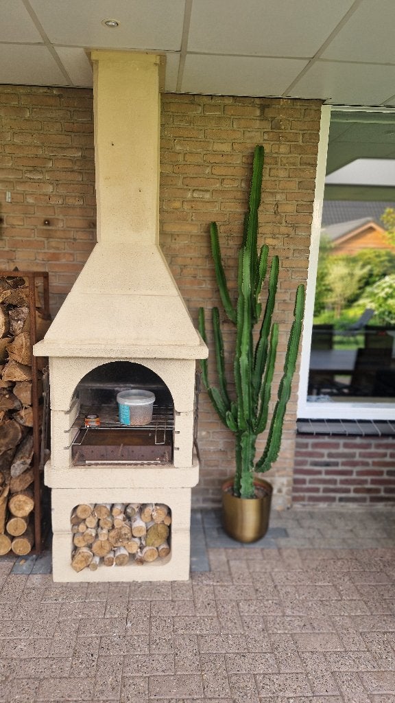 Beton Barbecue Gratis, Ophalen, Gebruikt