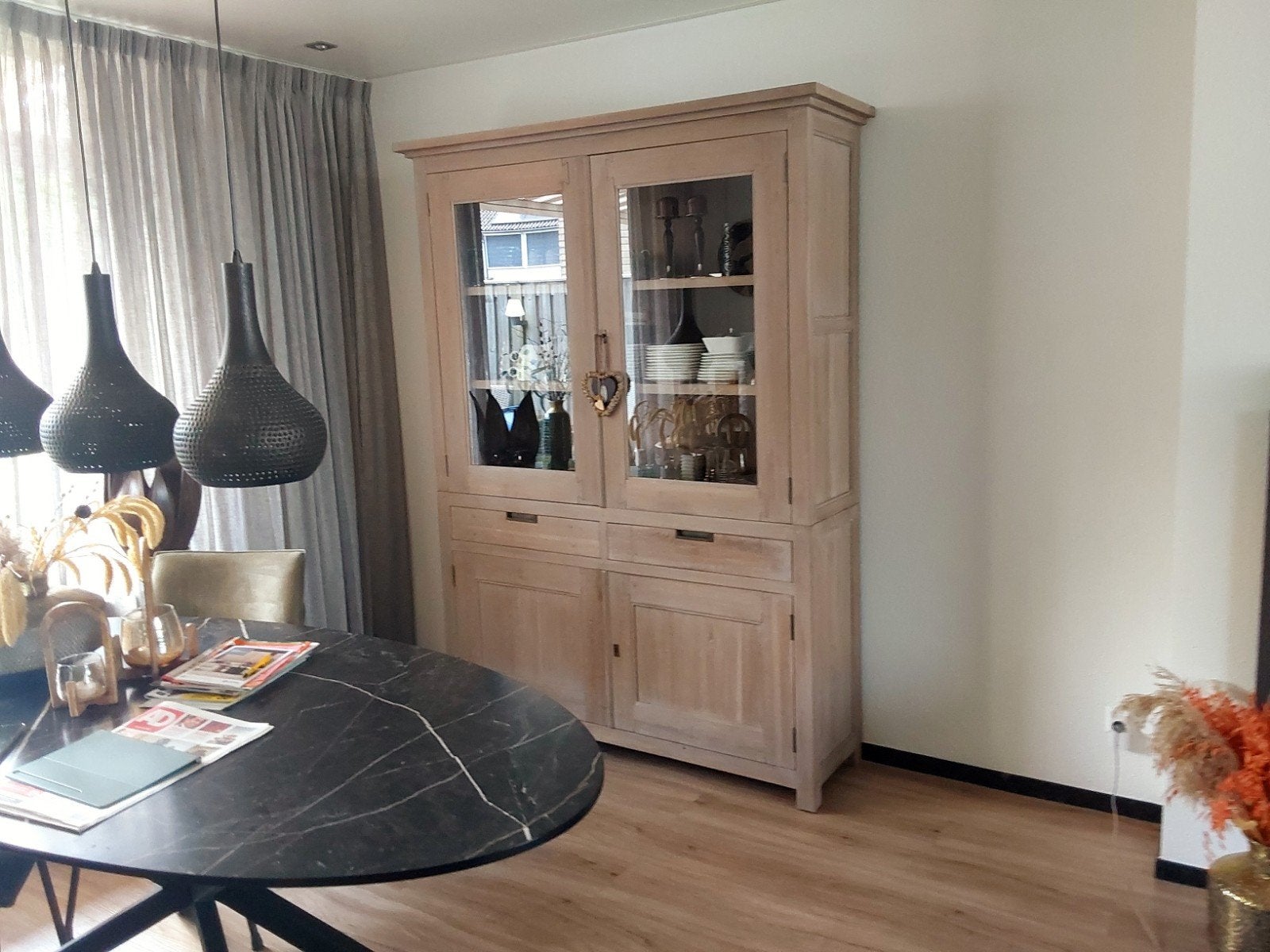 Wandkast, Huis en Inrichting, Kasten | Wandmeubels, 200 cm of meer, 150 tot 200 cm, Ophalen of Verzenden, Zo goed als nieuw