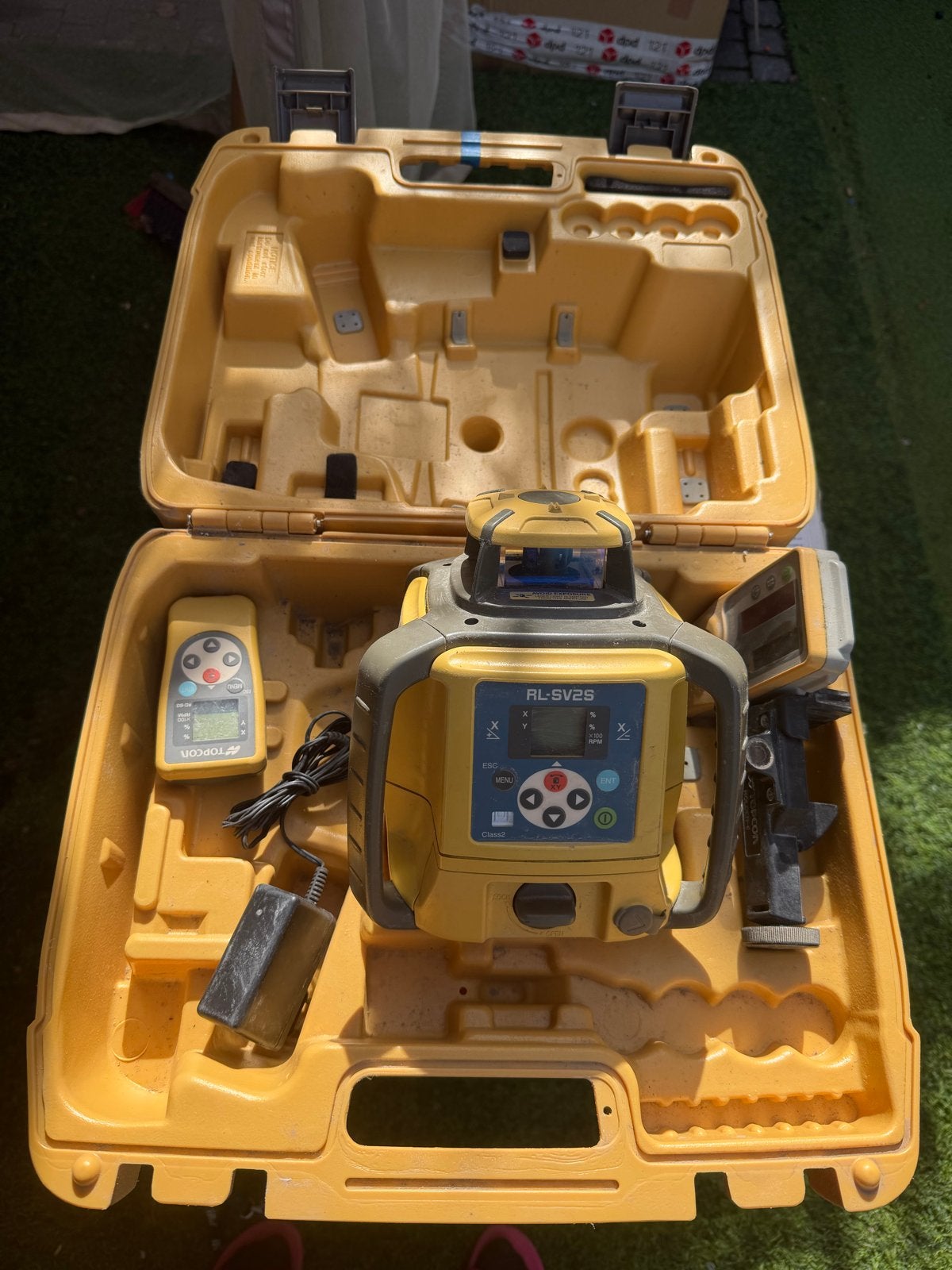 Topcon RL-SV2S Roterende Laser Waterpas met Koffer, Ophalen of Verzenden, Gebruikt, Licht