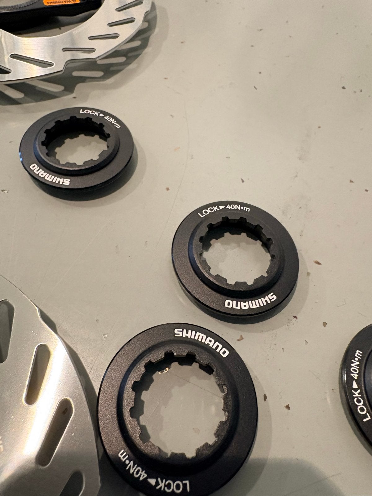 Shimano RT-CL700 140mm Remschijven (2stuks), Remmen, Overige materialen, Nieuw, Ophalen of Verzenden