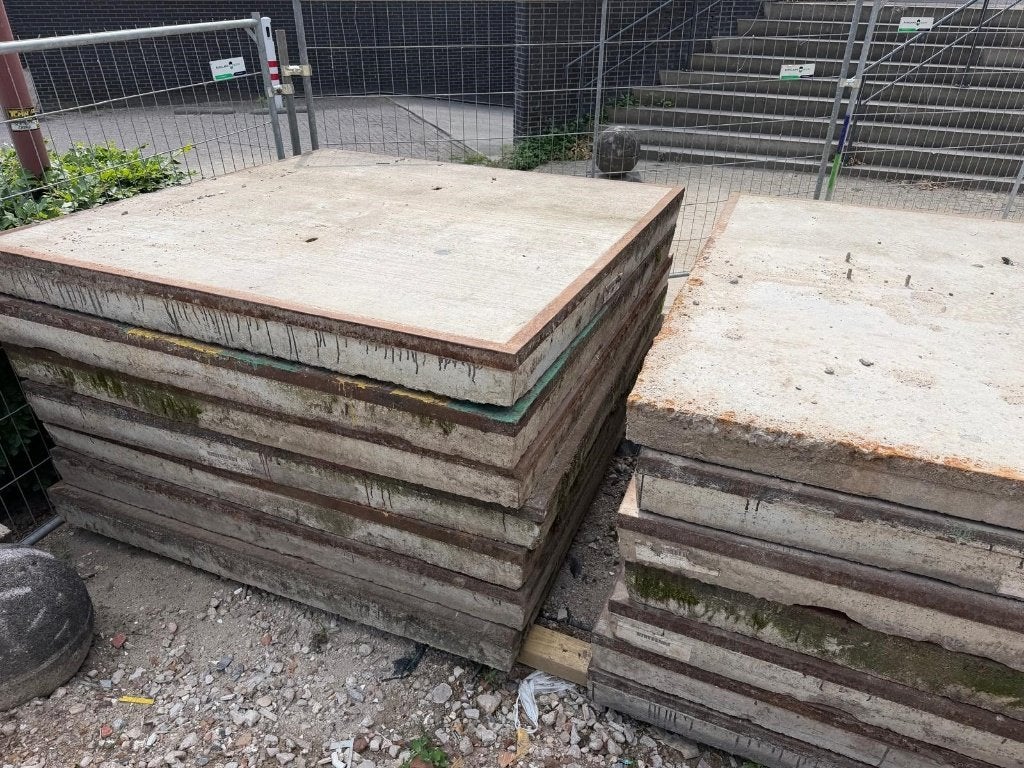 Stelconplaten en Betonplaten hoekrand 16 cm / 14 cm dik, Ophalen, Gebruikt, Overige materialen, 100 mm of meer