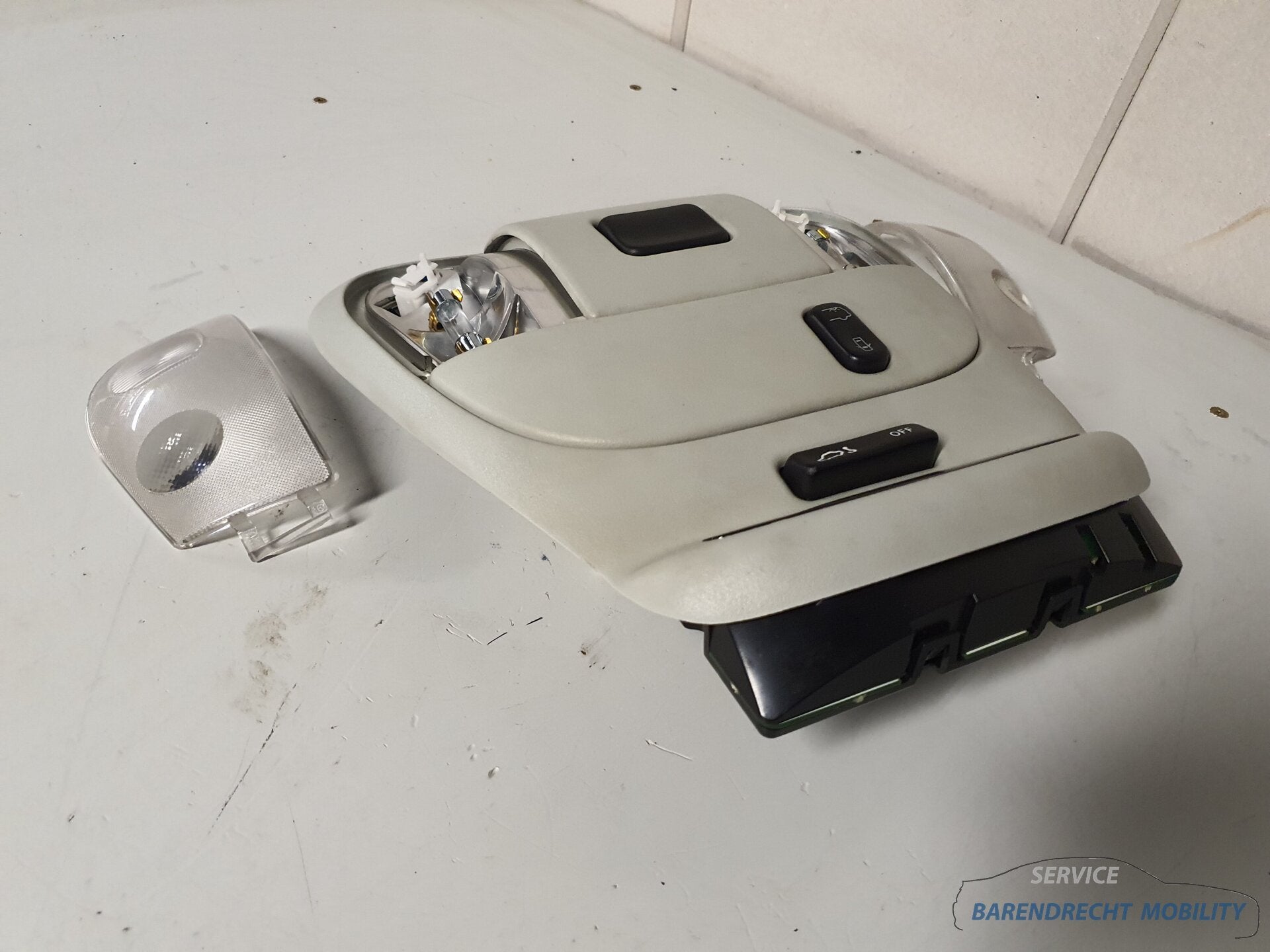 Binnenverlichting Mercedes W163 ML M Klasse 16228387 origine, Auto-onderdelen, Dashboard en Schakelaars, Gebruikt, Mercedes-Benz AG