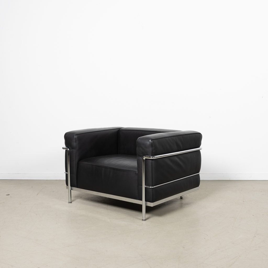 Cassina LC3 Fauteuil Zwart Leer, Niet ingevuld, Minder dan 75 cm, Niet ingevuld, 50 tot 75 cm