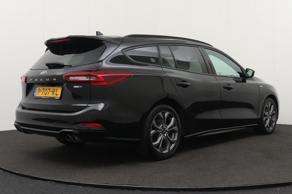 Ford FOCUS Wagon 124 PK Hybrid ST Line NW-Model Camera Stuur, Auto's, Ford, Gebruikt, Zwart, Origineel Nederlands, Handgeschakeld