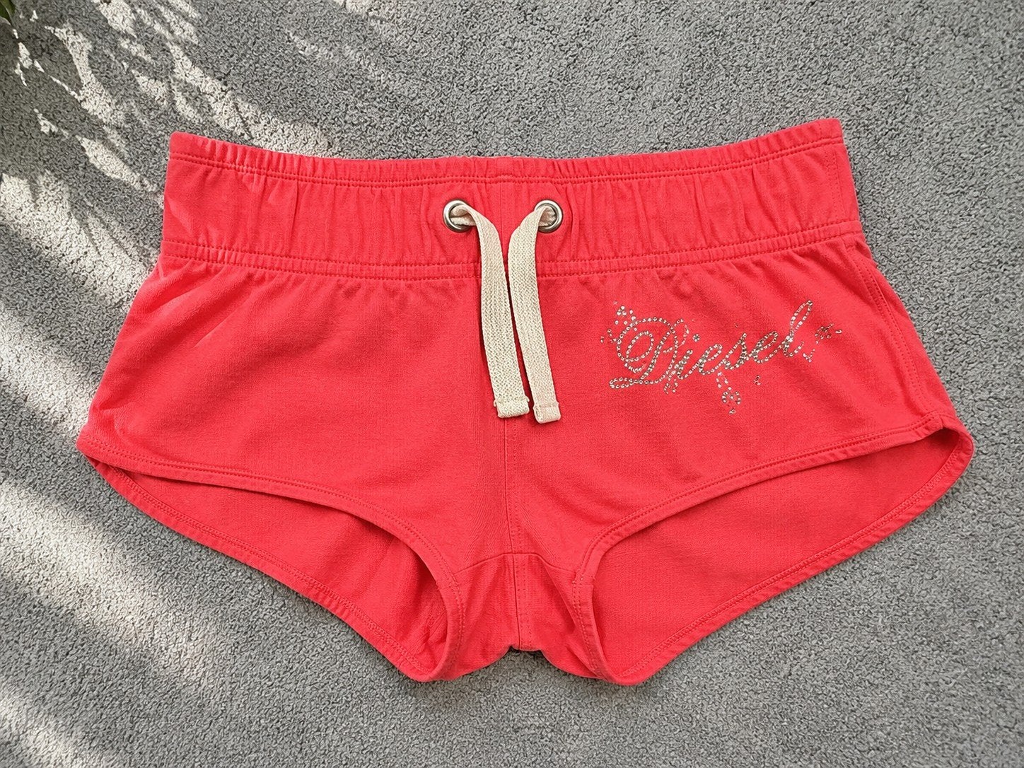 DIESEL STRETCH SHORTS ROZE 36/38 GLOEDNIEUW WP70, Kleding | Dames, Diesel, Ophalen of Verzenden, Nieuw, Maat 36 (S)