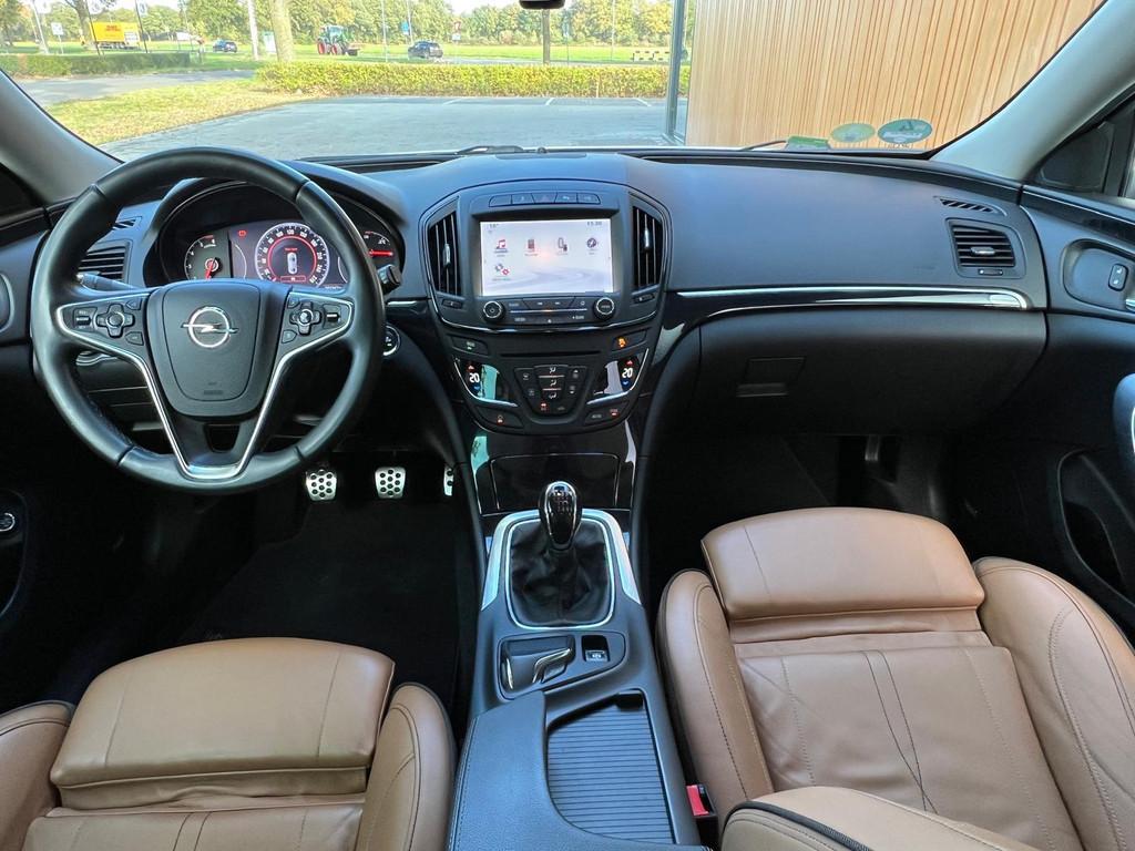 Opel Insignia Sports Tourer 2.0 CDTI EcoFLEX Cosmo|Bj015, Voorwielaandrijving, Euro 5, 4 cilinders, 26 km/l