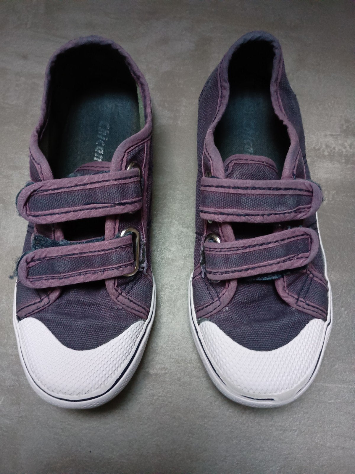 Gymschoenen maat 32, ideaal voor zwemles, Kinderen en Baby's, Kinderkleding | Schoenen en Sokken, Ophalen, Jongen of Meisje, Sportschoenen