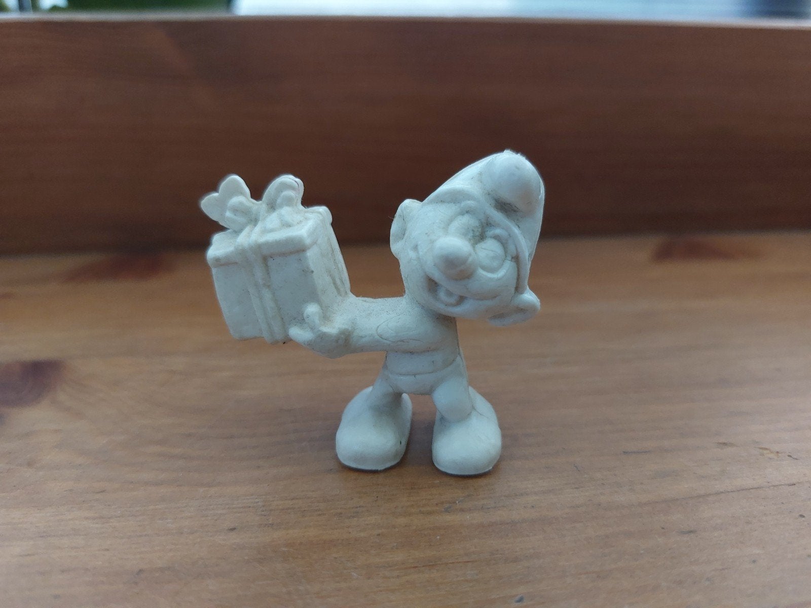 Lolsmurf met cadeau witte versie De Smurfen, Ophalen of Verzenden