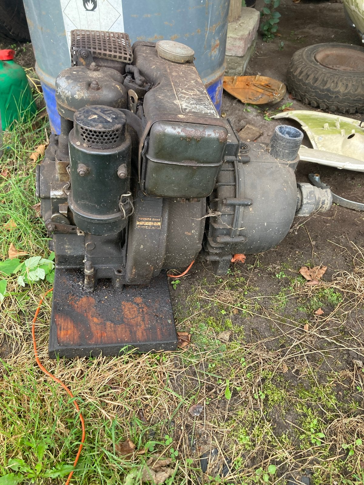 Farymann Diesel met Centrifugaalpomp, Ophalen