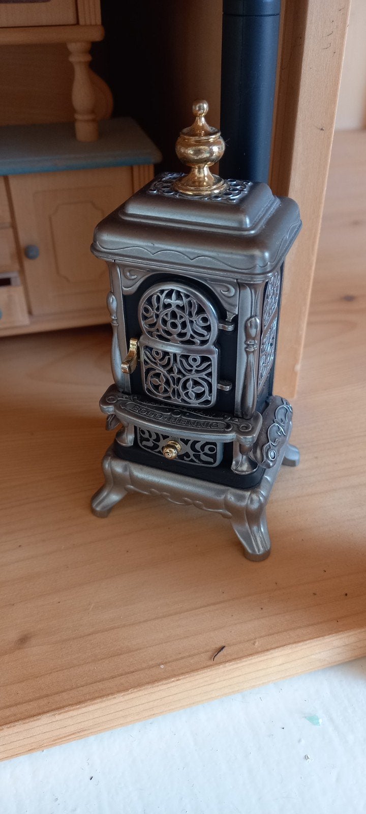 kacheltje Bodo Hennig, Verzamelen, Ophalen of Verzenden, Zo goed als nieuw, Poppenhuis