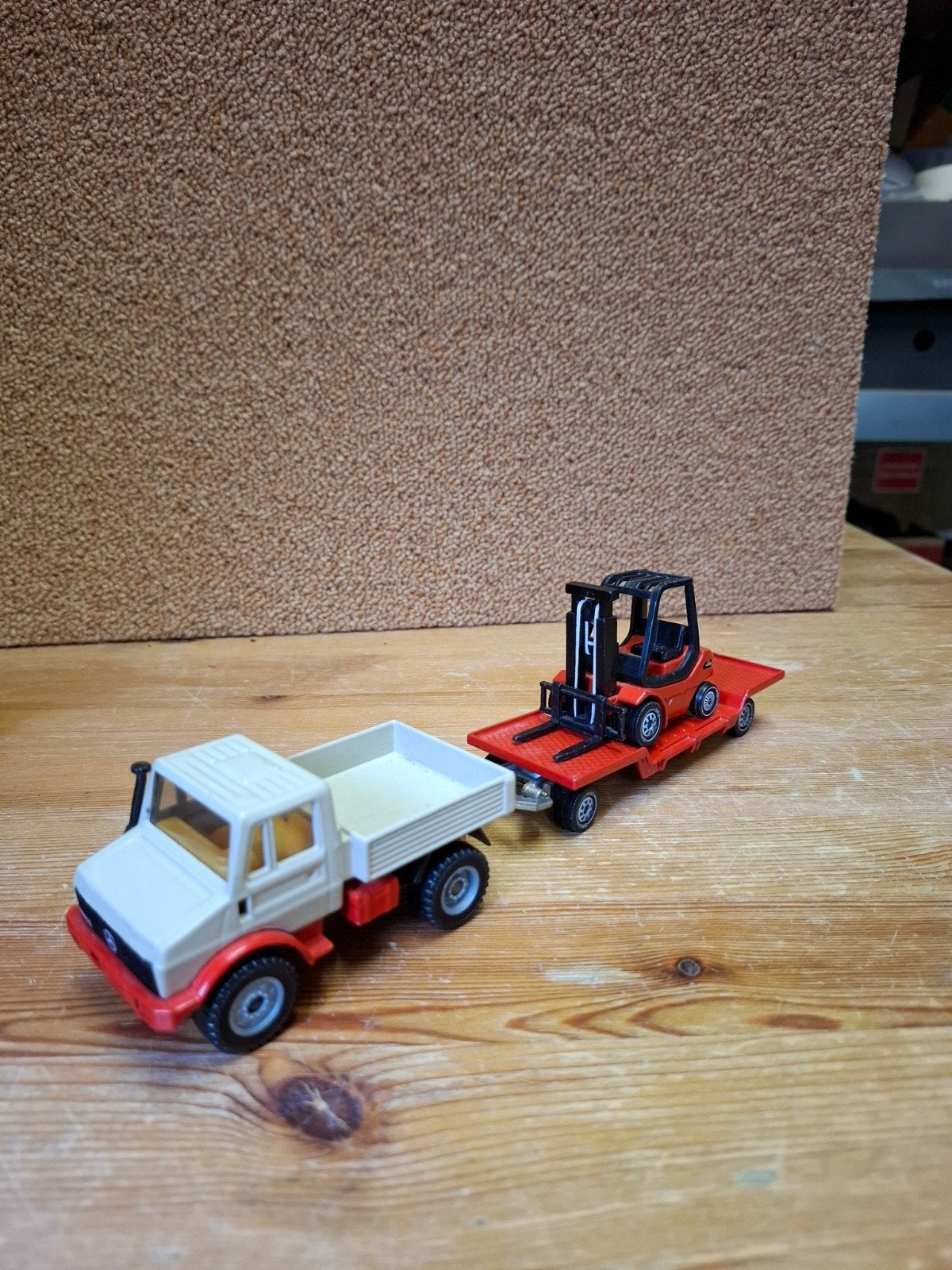 Siku Unimog met aanhanger en heftruck, Ophalen of Verzenden, Gebruikt, Bus of Vrachtwagen, SIKU