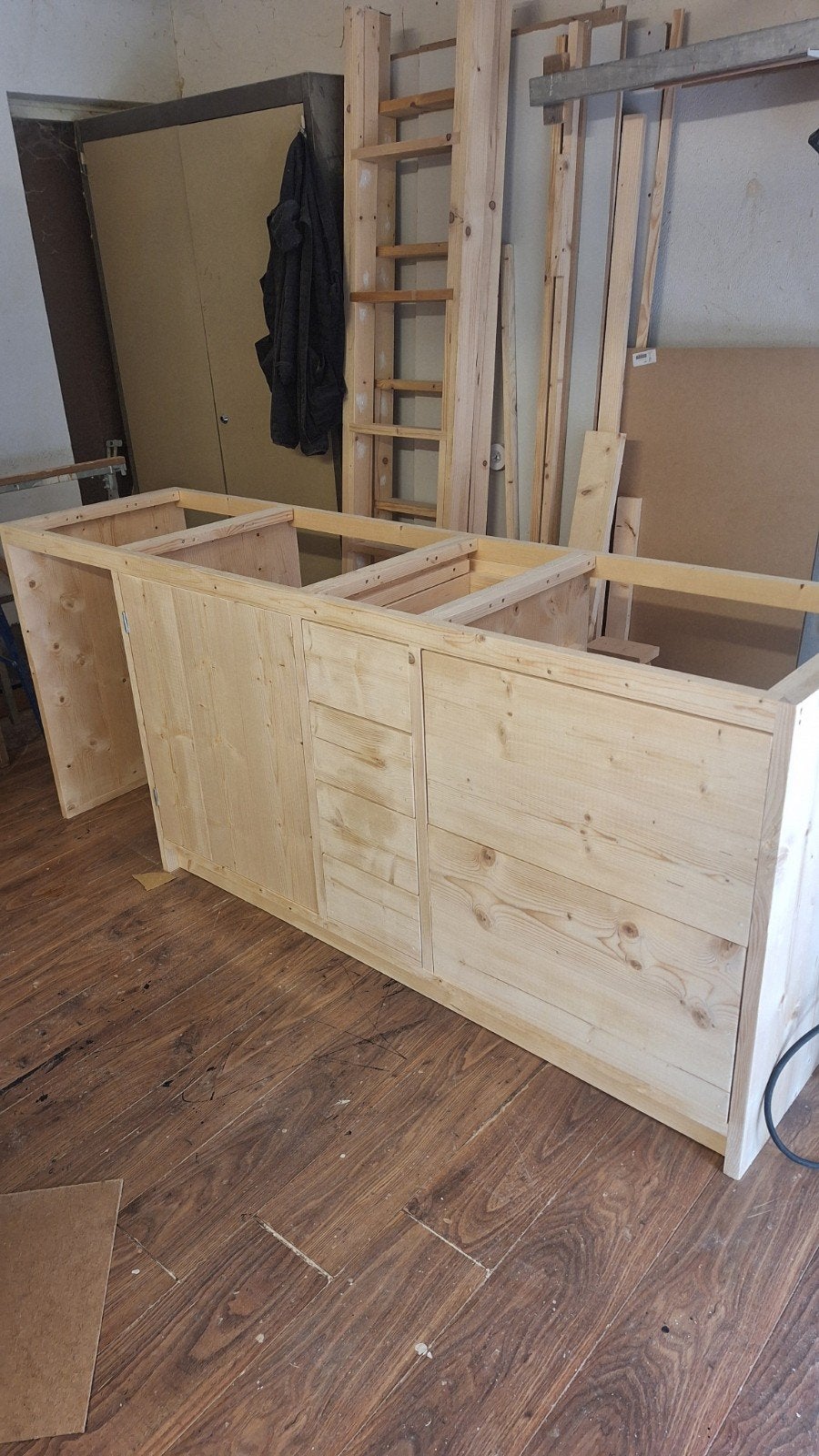 Keukenblok van terug gedroogd en geschaafd hout, Ophalen of Verzenden, Nieuw
