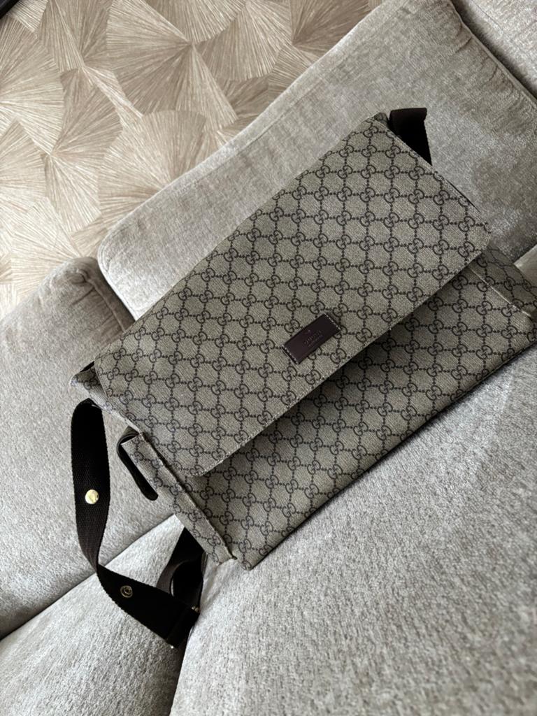 Gucci Luiertas - Zo goed als nieuw, Kinderen en Baby's, Ophalen, Zo goed als nieuw, Schoudertas