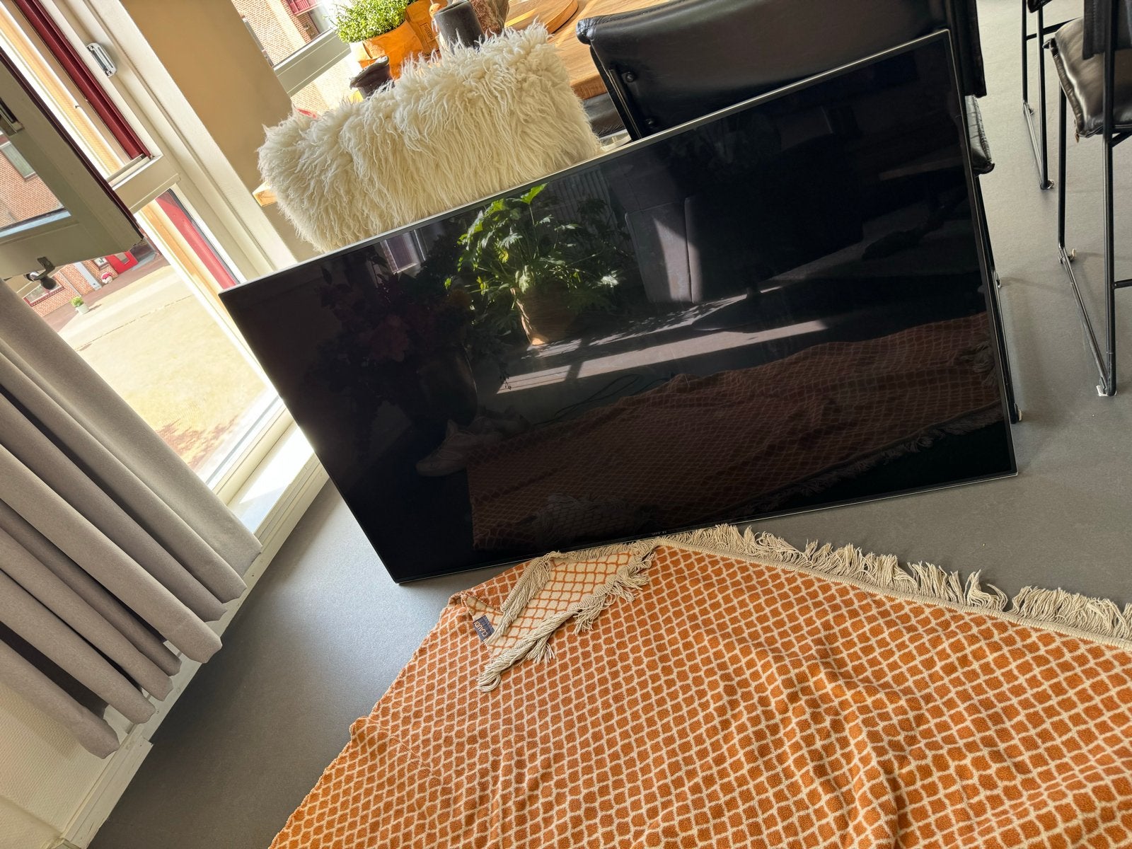 Samsung 55 inch 4K Smart TV met nieuwe Vogel's muurbeugel, Ophalen, 50 Hz, Samsung, 100 cm of meer